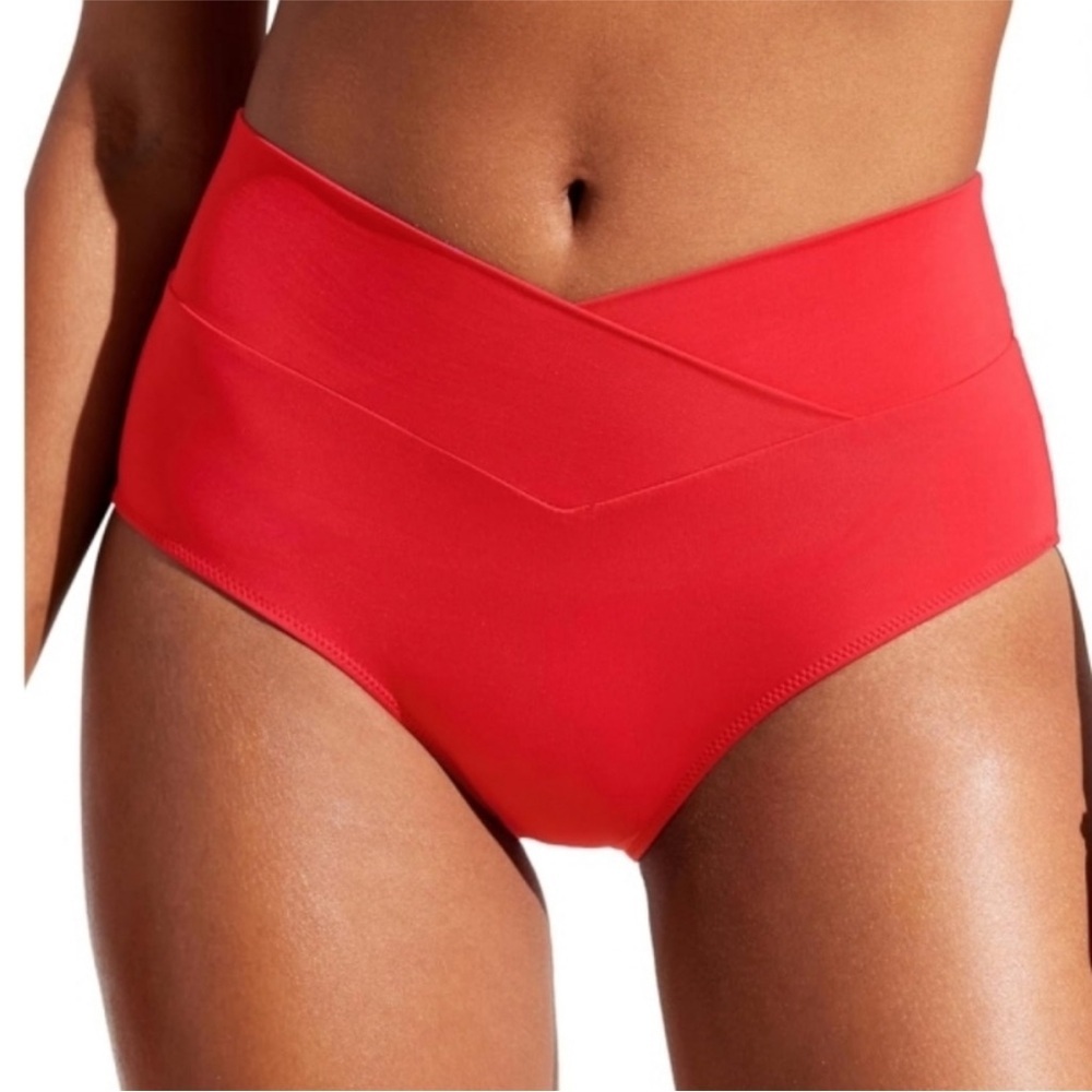 CRZ YOGA high-waisted V-cut deep red bikini bottom Size Medium 8/10 NWT